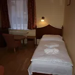King George Отель 3*