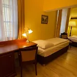 King George Hotel