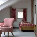 King George Hotel 3*