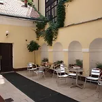 Hotel King George