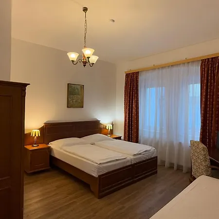 King George Hotell 3*