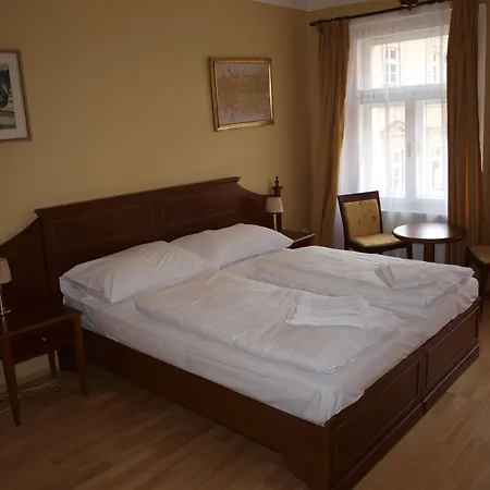King George Hotell 3*