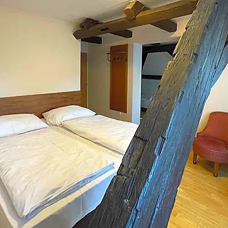 Hotel King George 3*